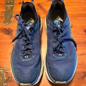Hoka Bondi 6.